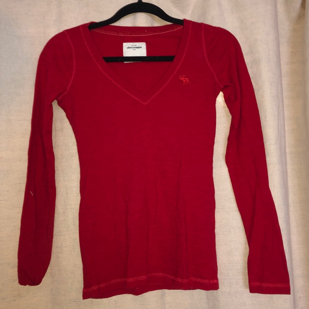 red long sleeve Abercrombie top